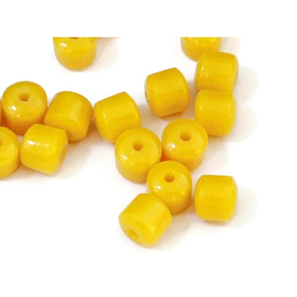 Vintage Pineapple Yellow Pre War German Barrel Beads - Picture 1 of 4
